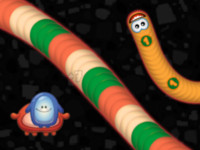 Worms Zone