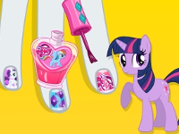My Little Pony Parlayan Tırnaklar